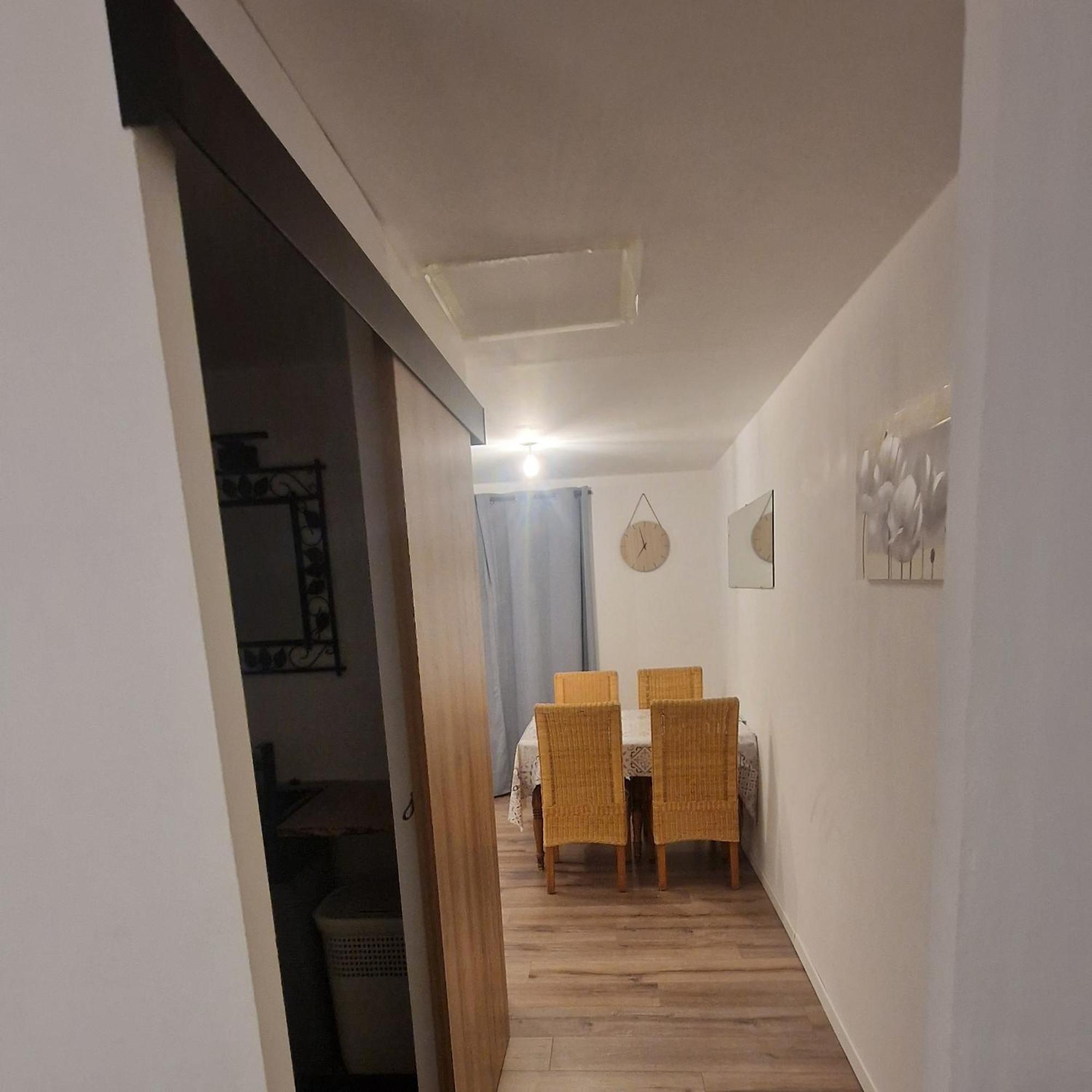 Studio Renard Quartier Marais, Terrasse En Rez De Jardin, Matelas Confort Μπουρζ Εξωτερικό φωτογραφία